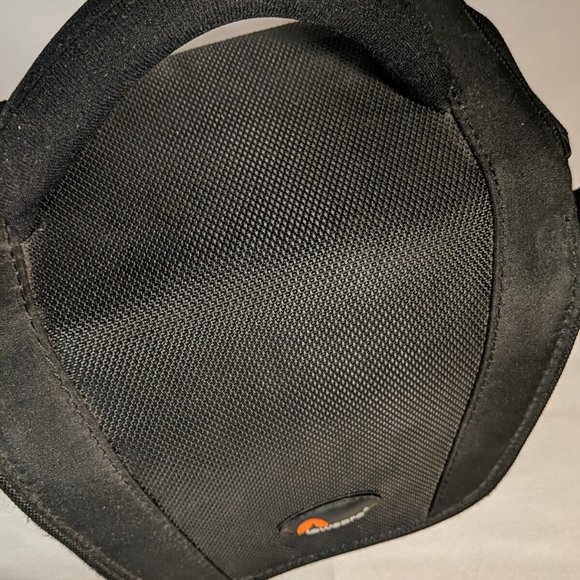 Lowepro Camera Bag Case Black Handle Shoulder Strap Multiple Pockets Adjustable - Picture 10 of 13